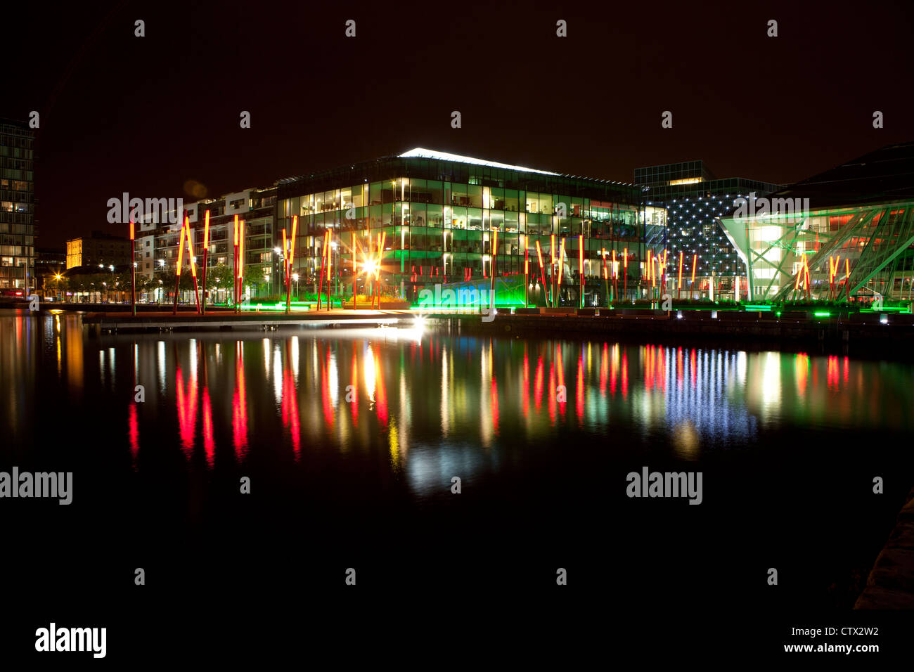 Canal Theatre di notte a Dublino Irlanda Foto Stock