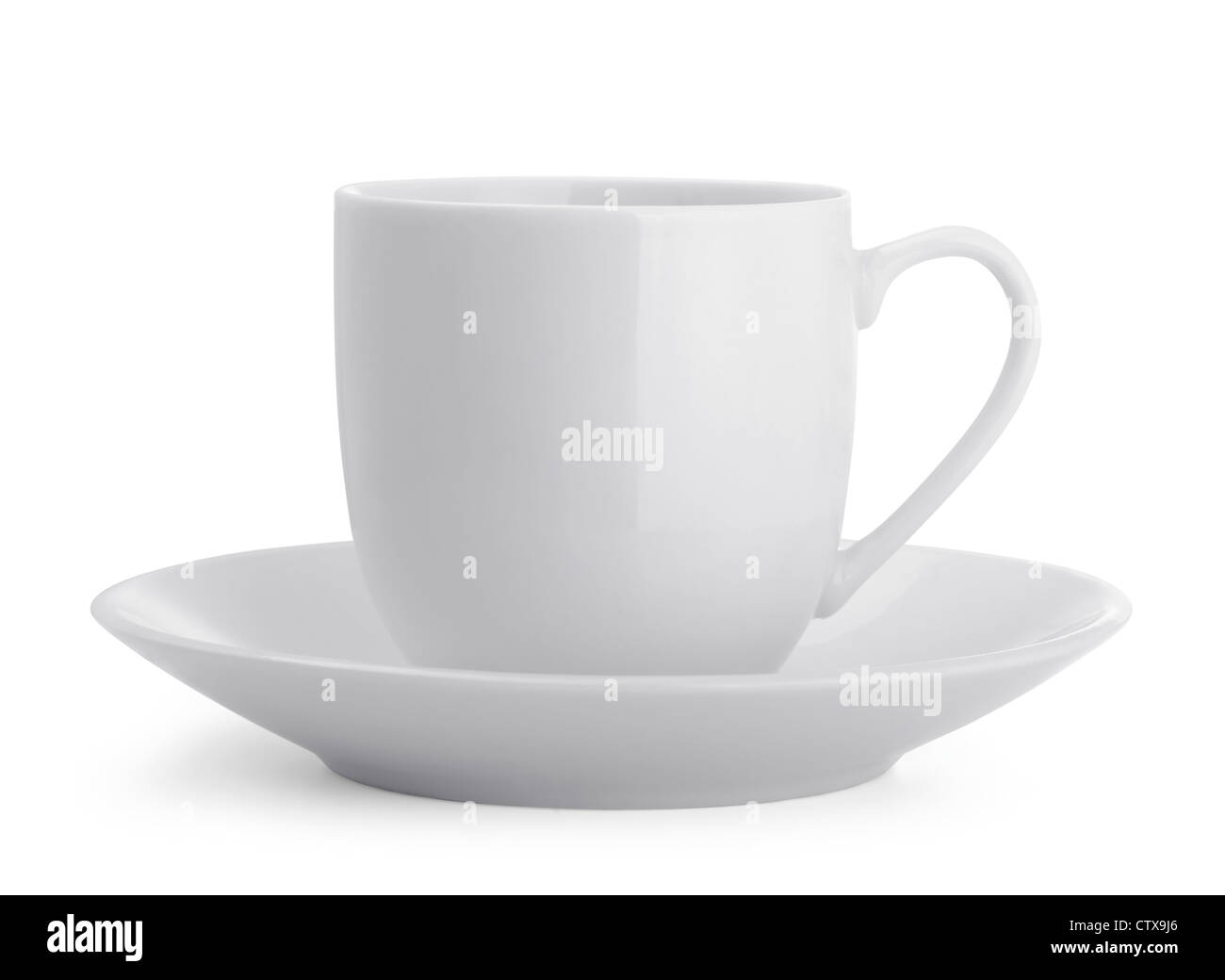 Di piccole dimensioni e di colore bianco tazza di caffè isolato su bianco Foto Stock