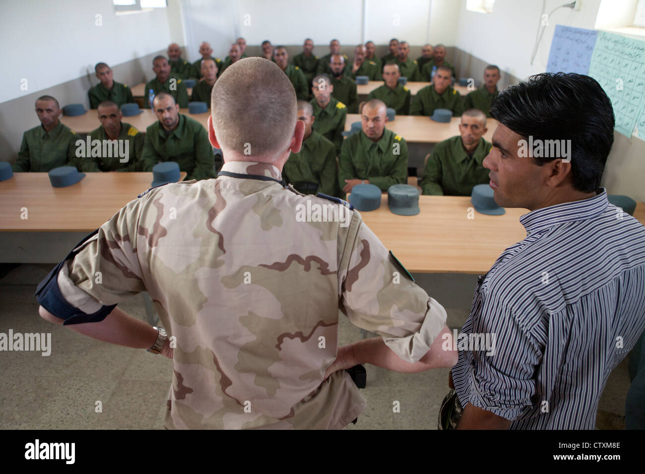 La formazione del personale di polizia center di Kunduz, Afghanisan. Foto Stock