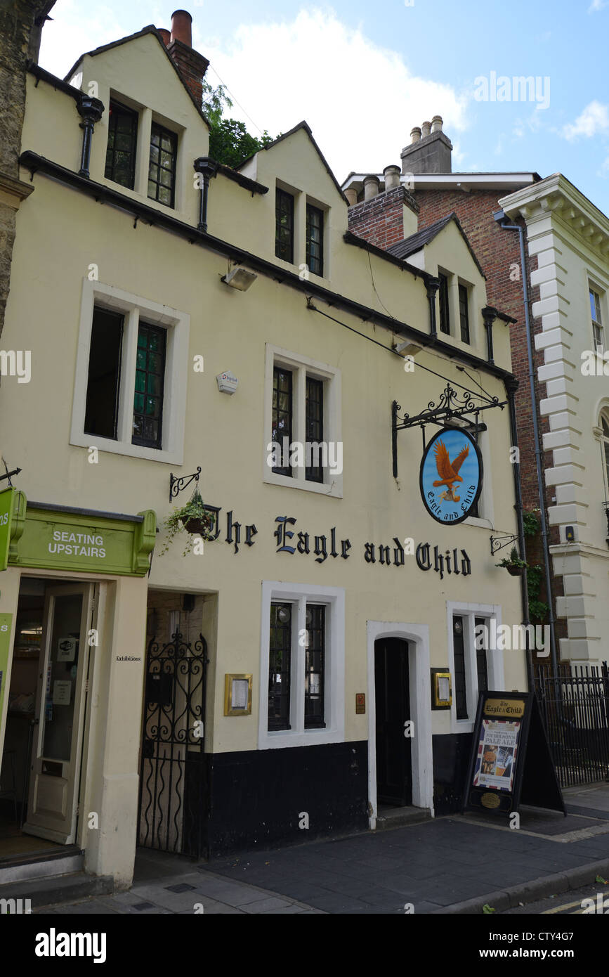 Il XVII secolo Eagle e bambino pub, Saint Giles", Oxford, Oxfordshire, England, Regno Unito Foto Stock