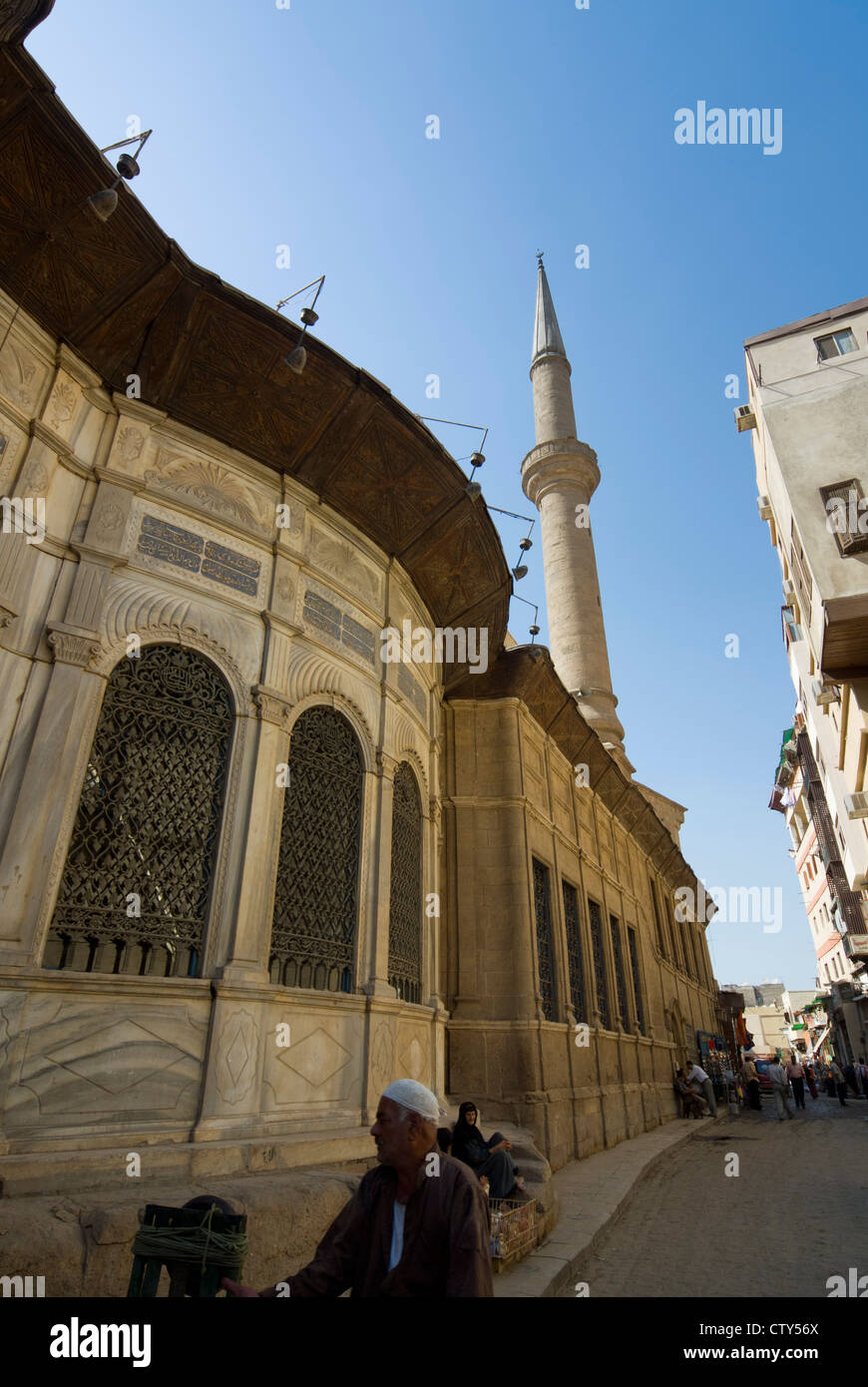 Minareto della moschea Selehdar, El Moeiz, el moez, Khan El Khalili al Cairo, Egitto, Africa Settentrionale, Africa Foto Stock