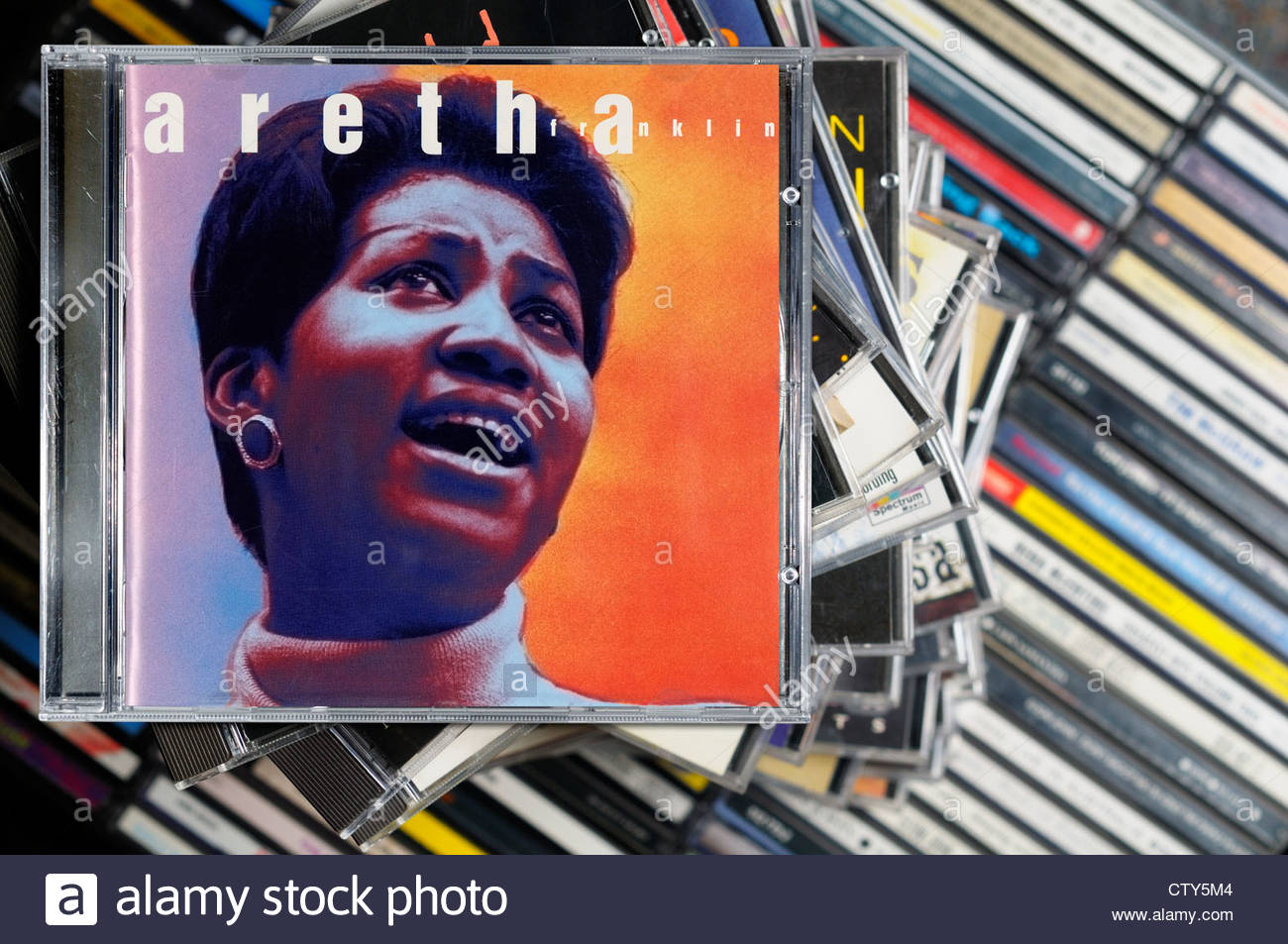 Aretha Franklin album, impilati CD musicale casi, Inghilterra. Foto Stock