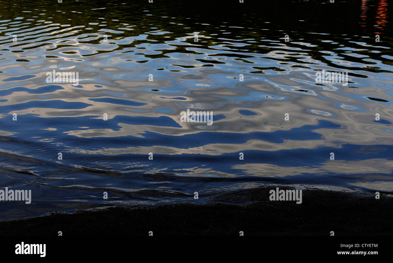 Lago di purezza. Molla di purezza Resort. Oriente Madison, New Hampshire. Il Cloud riflessioni. Foto Stock