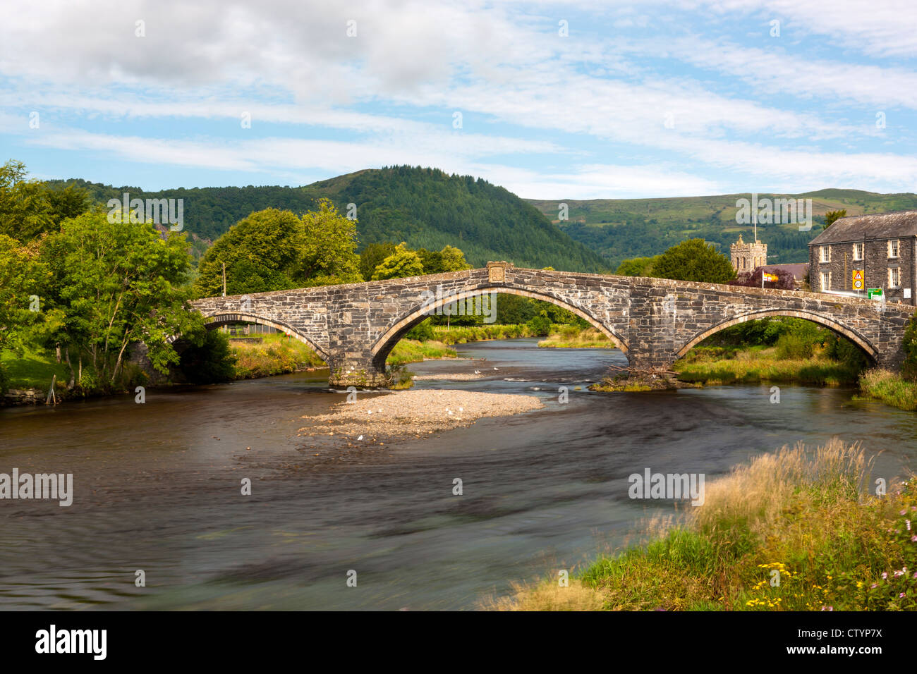 Xvii secolo il ponte di pietra sul fiume Conwy a Llanrwst, il ponte fu costruito nel 1636, ripetutamente di Inigo Jones Foto Stock