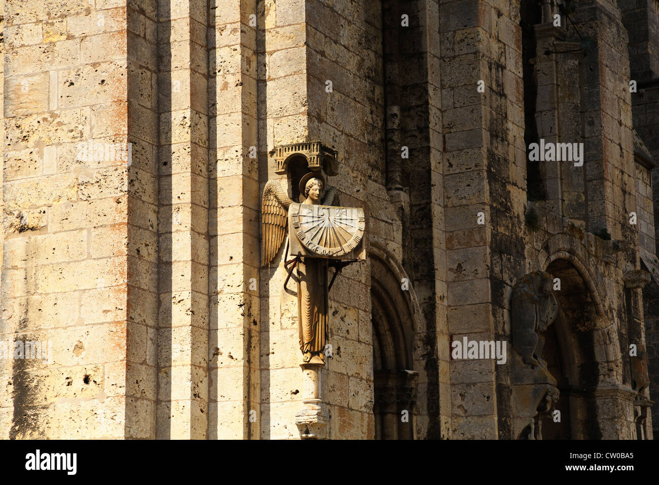 La cattedrale di Chartres, Francia. Meridiana sulla facciata sud della cattedrale del XIII secolo. Foto Stock