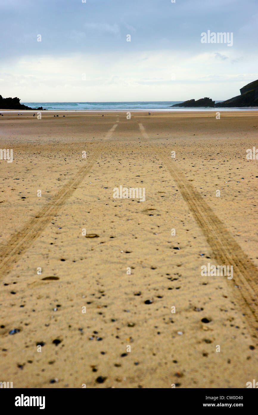 Landrover su Porth Beach, Cornwall Foto Stock