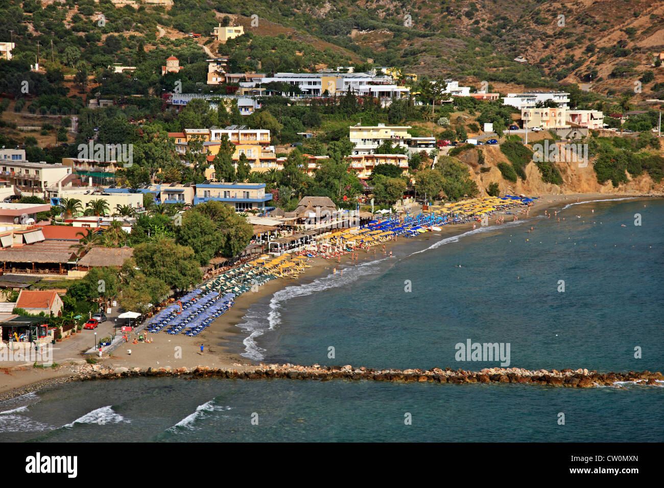 Il villaggio di Bali, famosa località turistica estiva alla prefettura di Rethimno, Creta, Grecia. Foto Stock