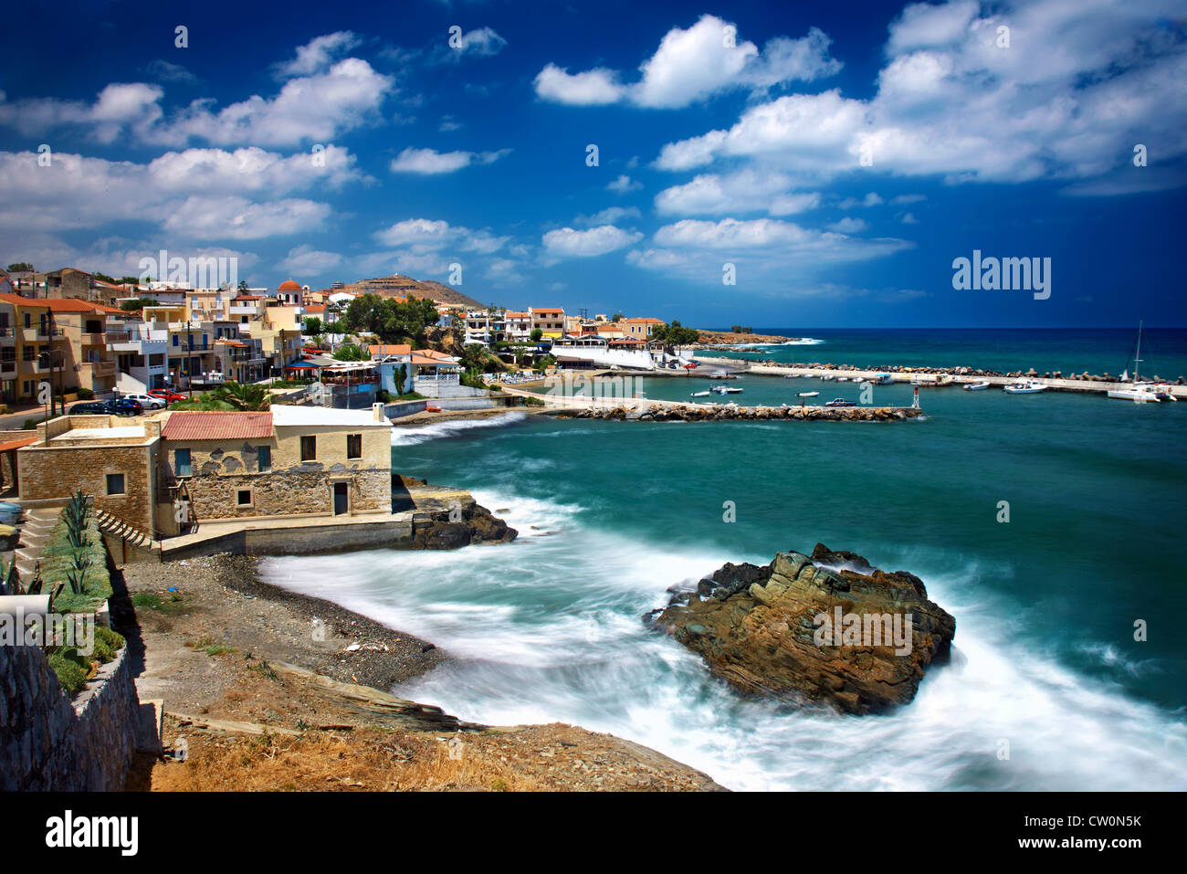 Villaggio Pamormos, popolare località turistica, alla prefettura di Rethymnon, Creta, Grecia Foto Stock