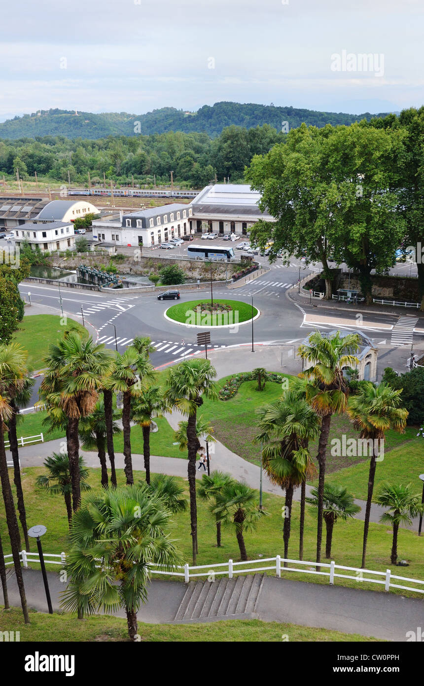 Vista estiva di Pau. Foto Stock