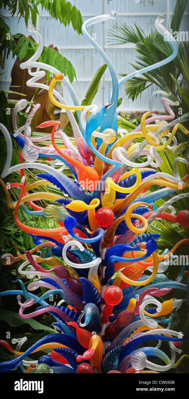 Fairchild Tropical Giardini Botanici a Coral Gables, un sobborgo di Miami, Florida. Dale Chihuly sculture in vetro in Conservatorio. Foto Stock
