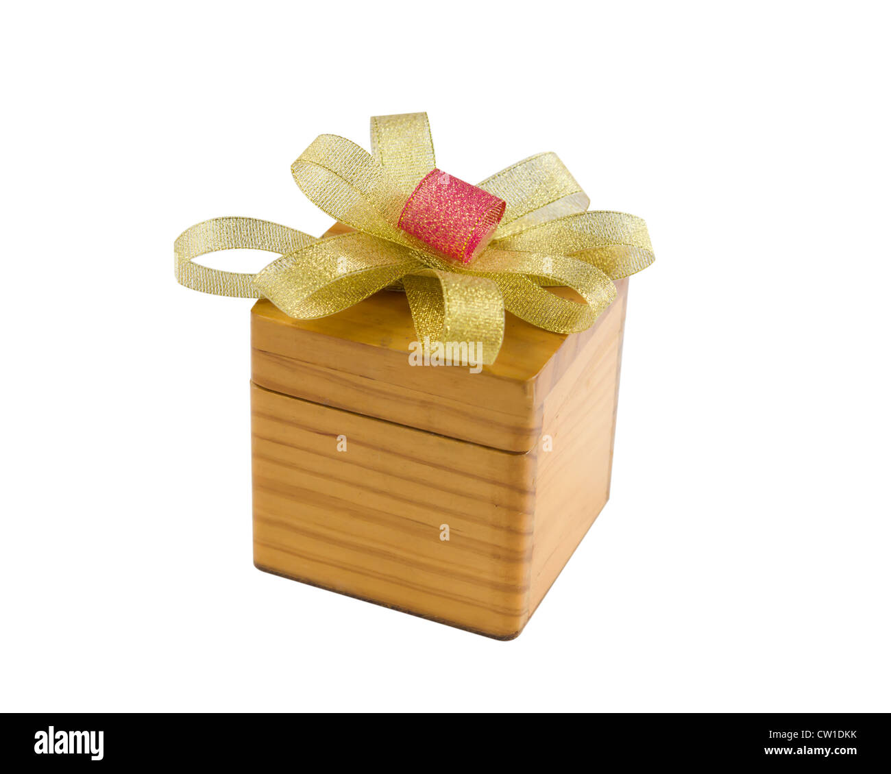 Golden bow e scatola di legno uno sfondo bianco Foto Stock