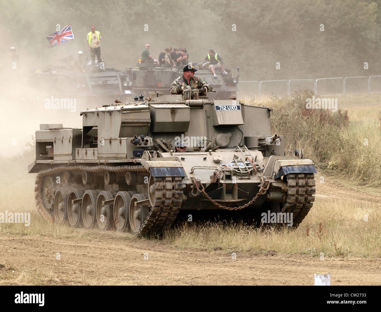 Il Centurion Recovery Vehicle è un veicolo di recupero blindato basato sul telaio del carro armato Centurion, progettato per recuperare i veicoli in panne in combattimento. Fu ampiamente utilizzato dall'esercito britannico e da altre forze militari durante la Guerra fredda e oltre. Foto Stock