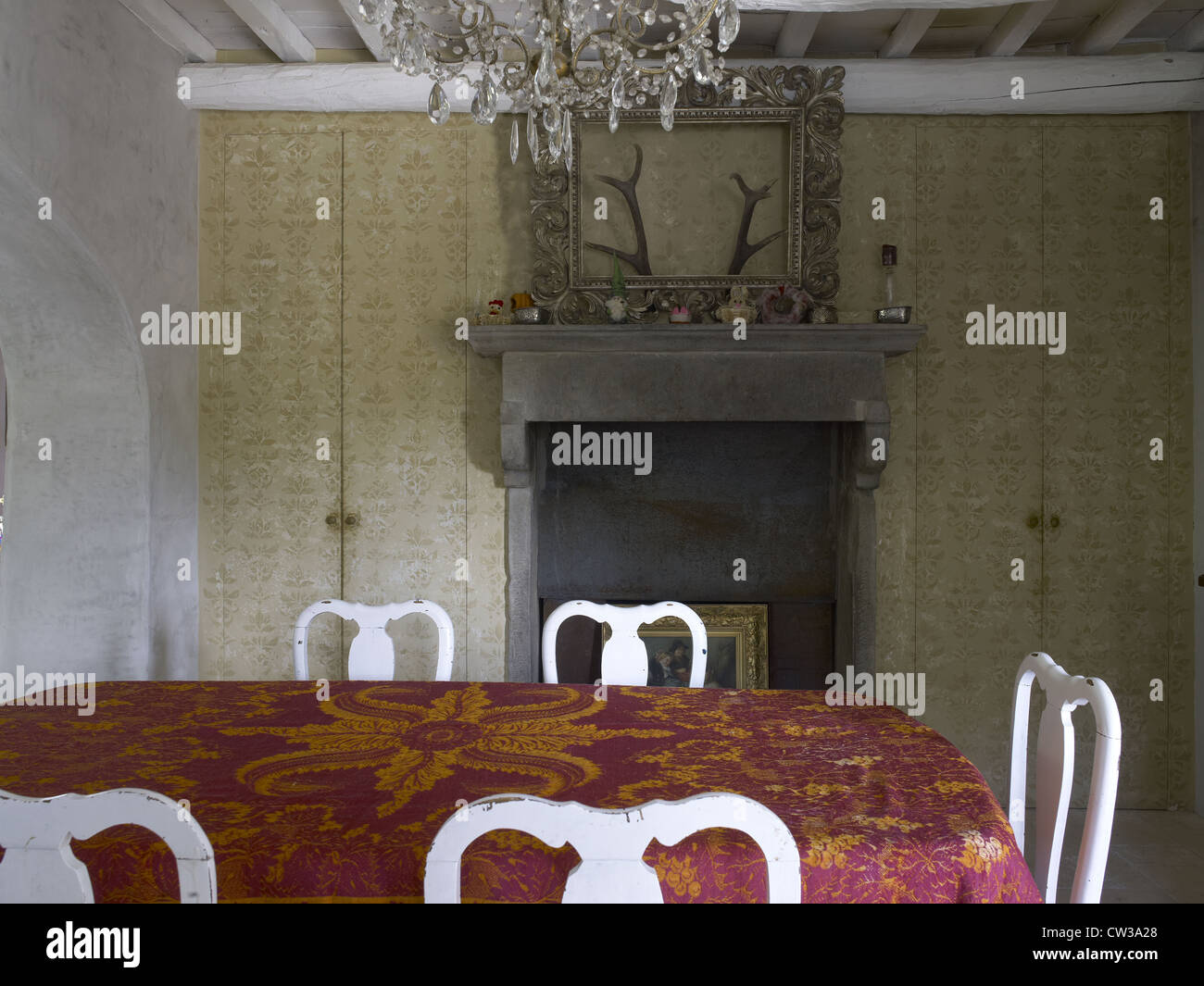 Moderna sala da pranzo in una casa italiana nel paese Lato della Toscana Foto Stock