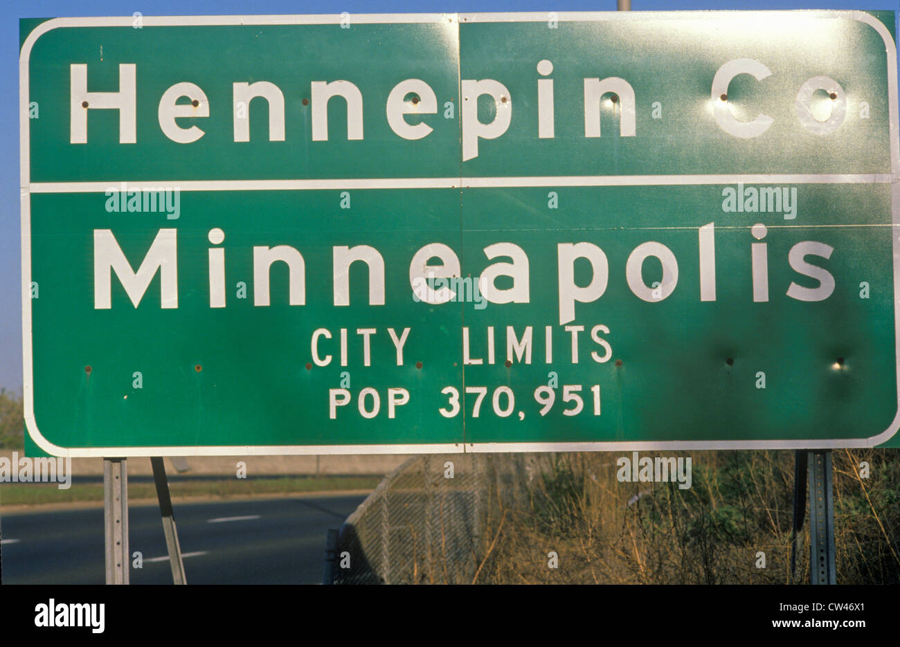Cartello stradale di Minneapolis, MN e Hennepin Foto Stock