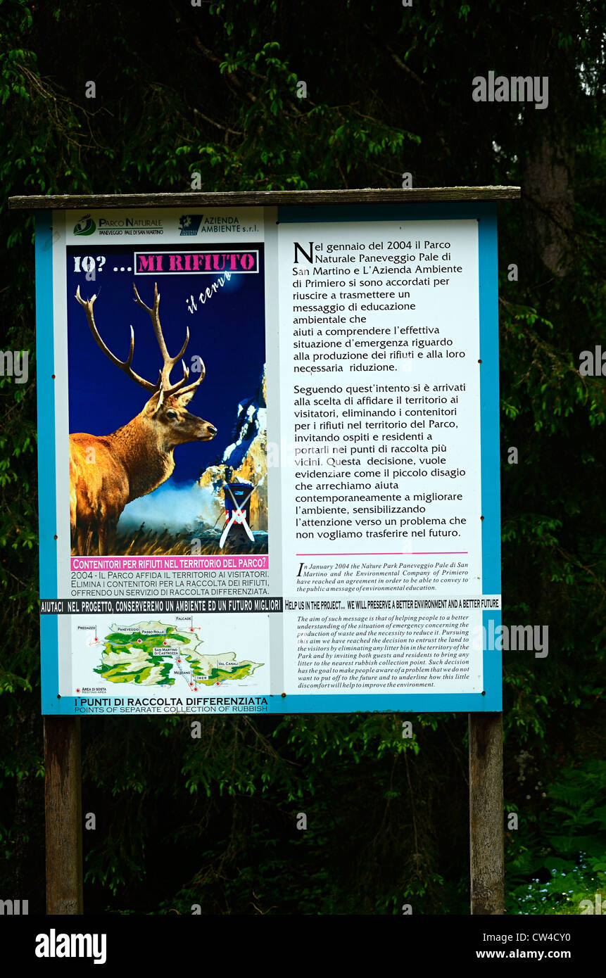 Parco nazionale di Information Board, Italia settentrionale. Foto Stock