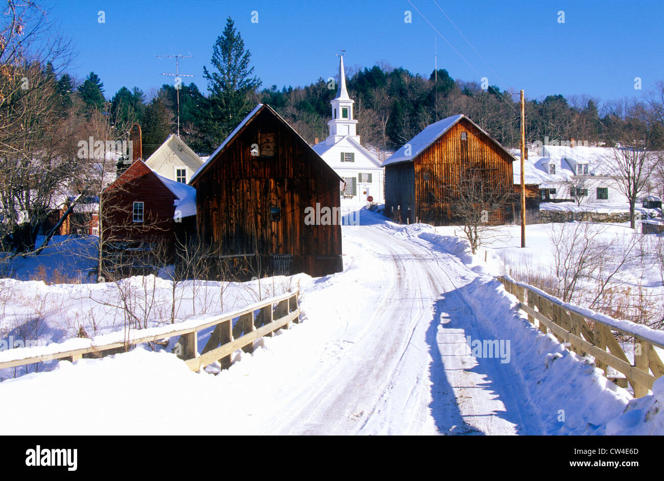 Chiesa Metodista di attende River, VT in inverno la neve Foto Stock