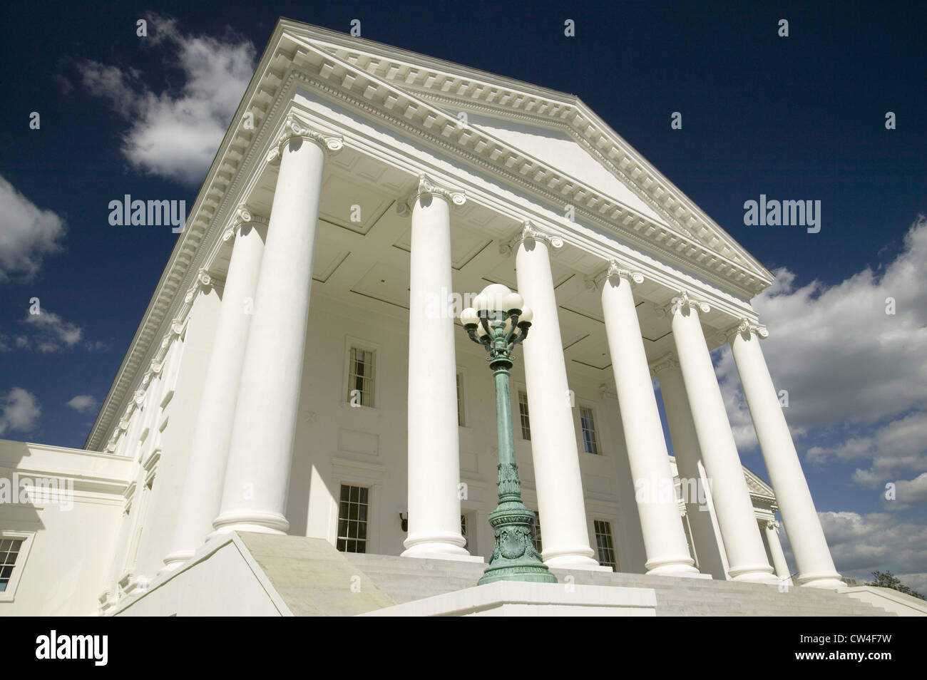 Il 2007 restaurato Virginia State Capitol progettato da Thomas Jefferson che è stato ispirato dal greco e architettura romana Richmond Foto Stock