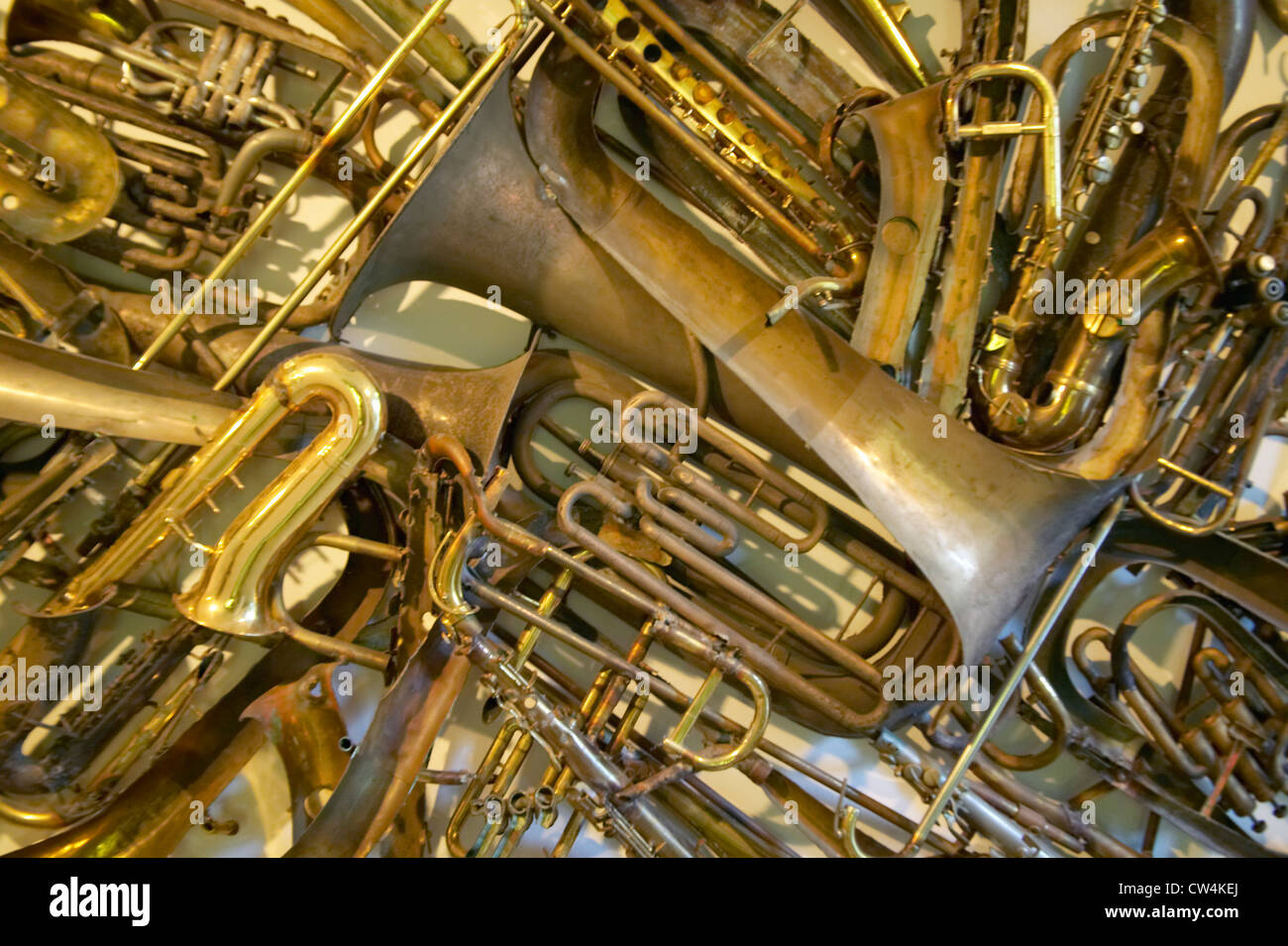 Strumenti musicali in ottone immagini e fotografie stock ad alta  risoluzione - Alamy