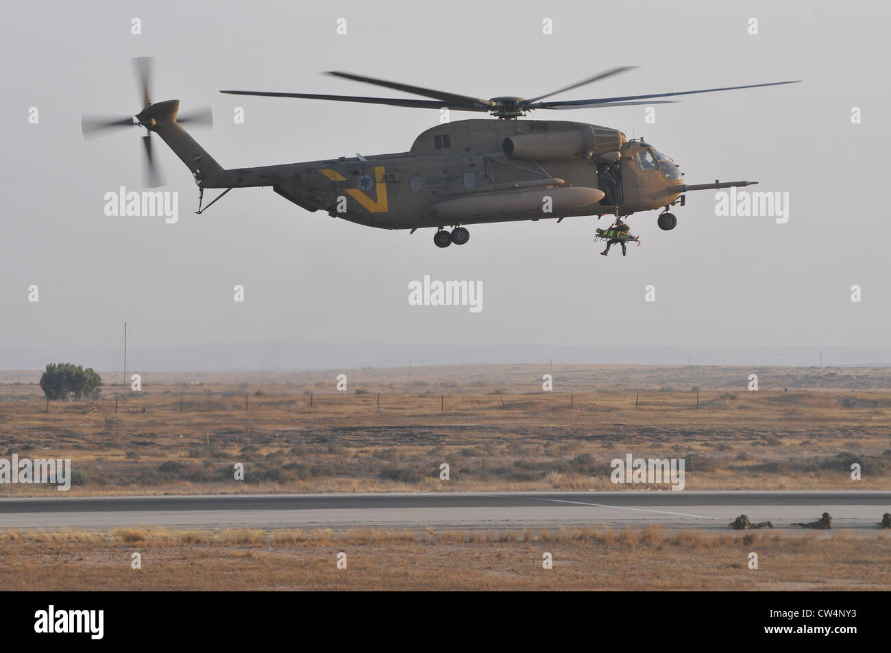 Forza Aerea israeliana Sikorsky CH-53 elicottero in volo Foto Stock