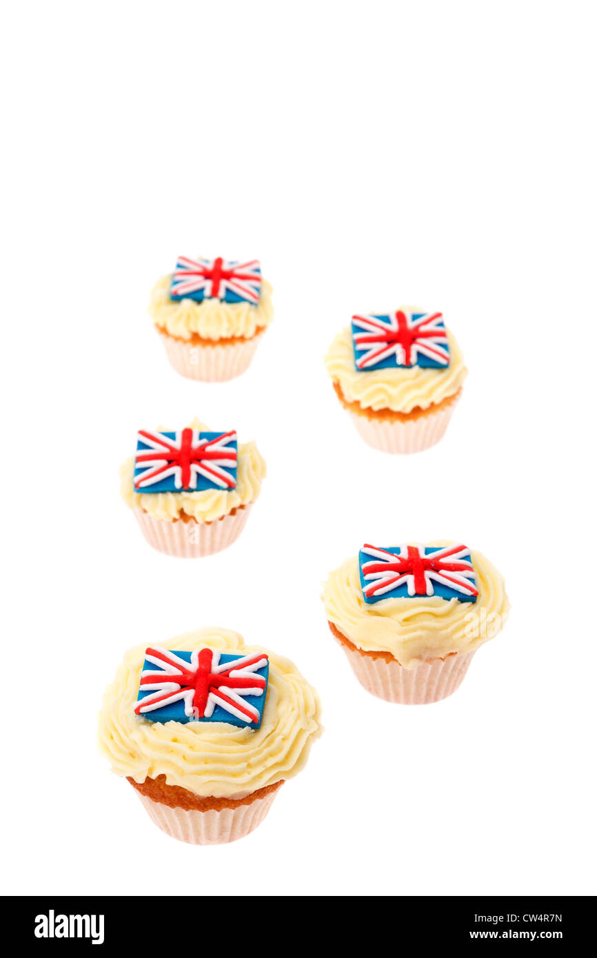 Tortine con una decorazione di un Regno Unito Union Jack Flag - studio shot su sfondo bianco Foto Stock