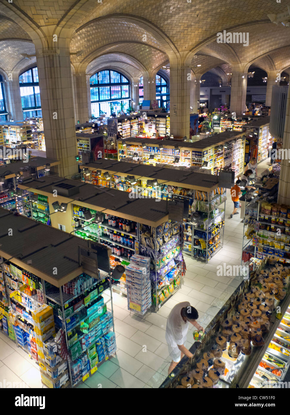 Emporio alimentare sul mercato il Queensboro Bridge Foto Stock