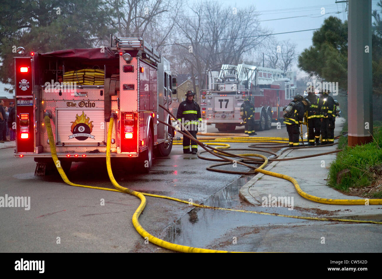 I vigili del fuoco di rispondere ad un'emergenza a Boise, Idaho, Stati Uniti d'America. Foto Stock