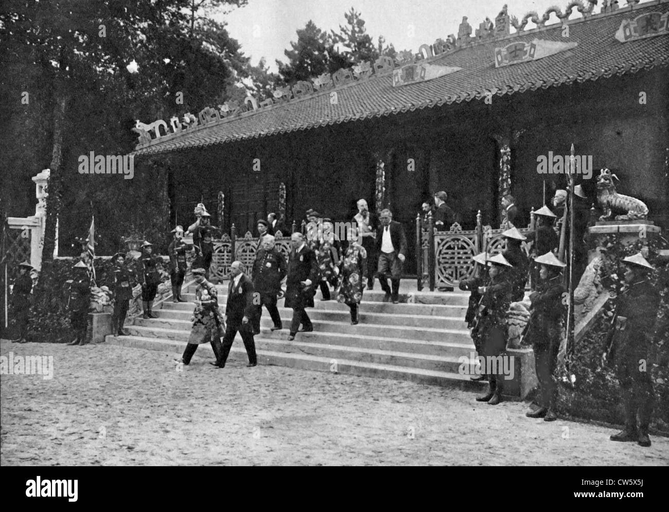 Visita ufficiale di Khaï Dinh, imperatore dell'Annam, a Parigi (1922) Foto Stock