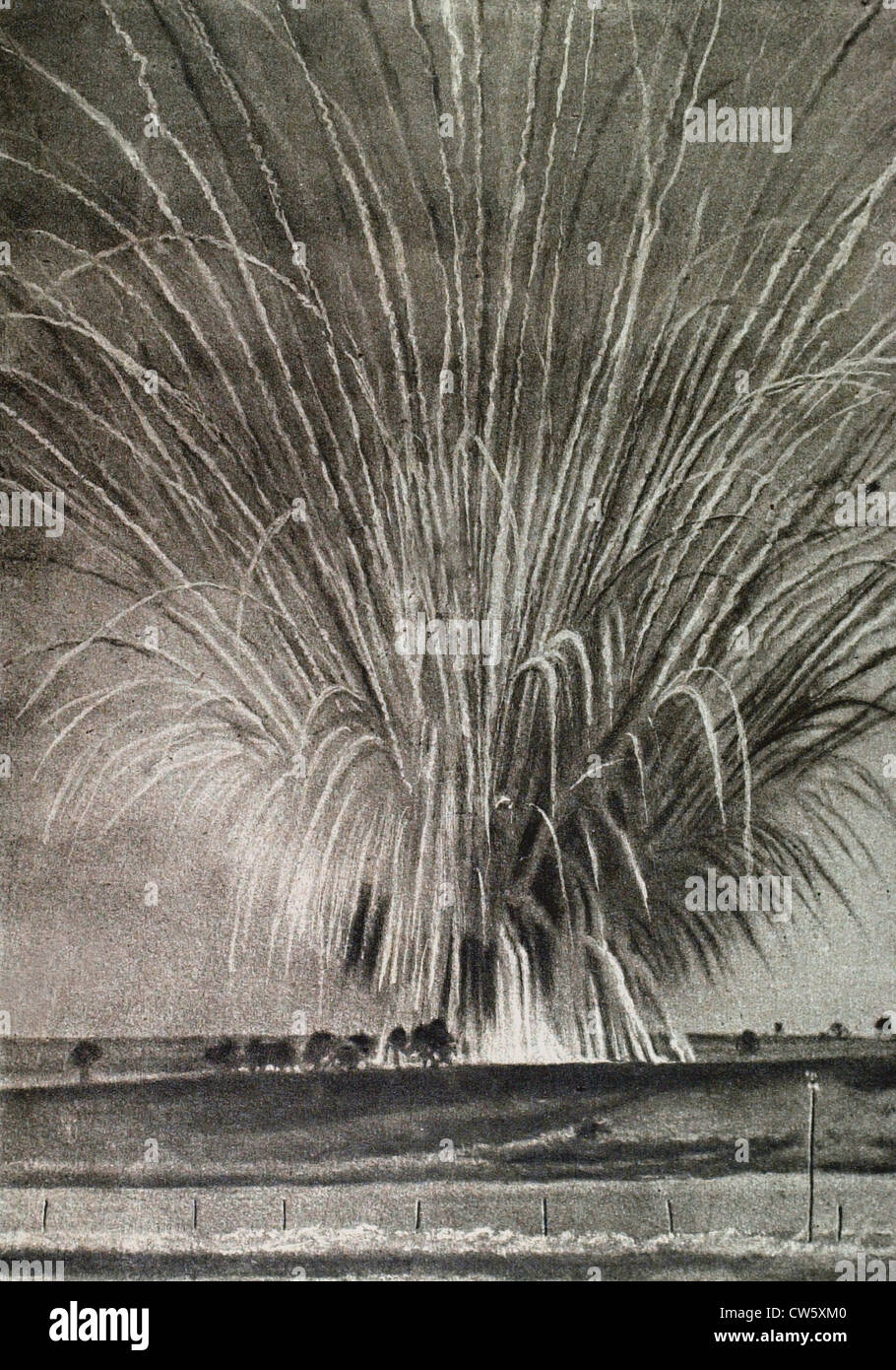 Guerra mondiale I. esplosione di granate incendiarie fotografata da una distanza di 200 metri (1918) Foto Stock