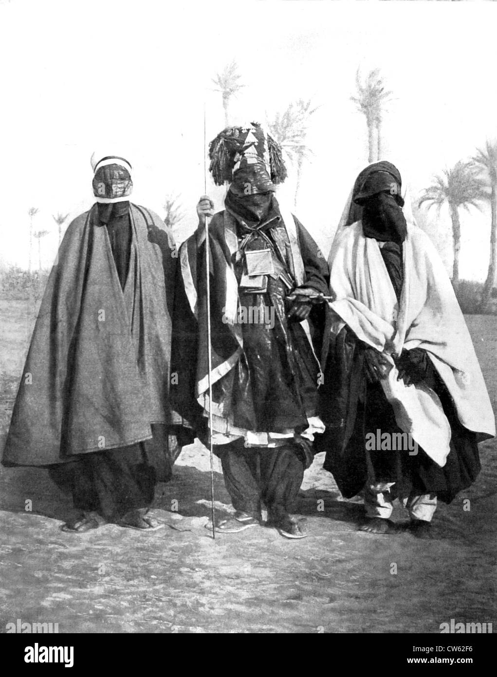 Cheikh Eteissi catturato dalle truppe francesi in Algeria (1912) Foto Stock