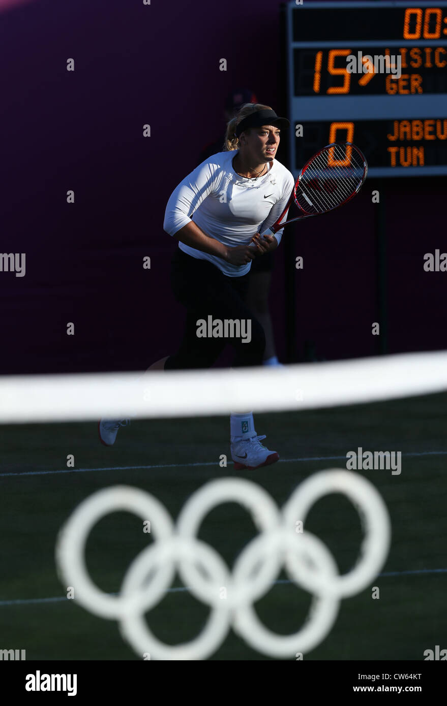 Sabine LISICKI (GER) in azione a Wimbledon durante i Giochi Olimpici 2012 Foto Stock