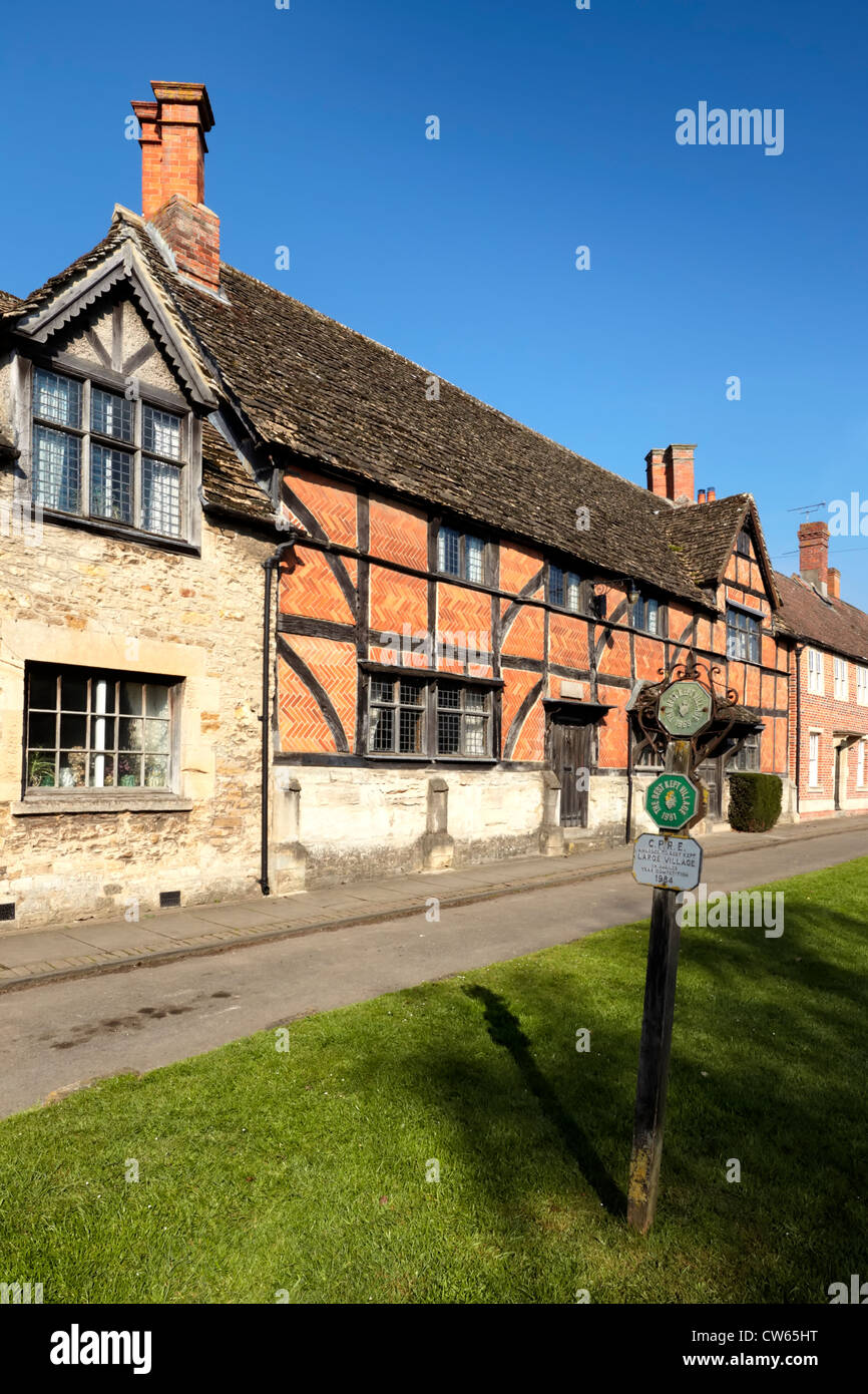 Il villaggio di Steeple Ashton nel Wiltshire, Regno Unito. Foto Stock