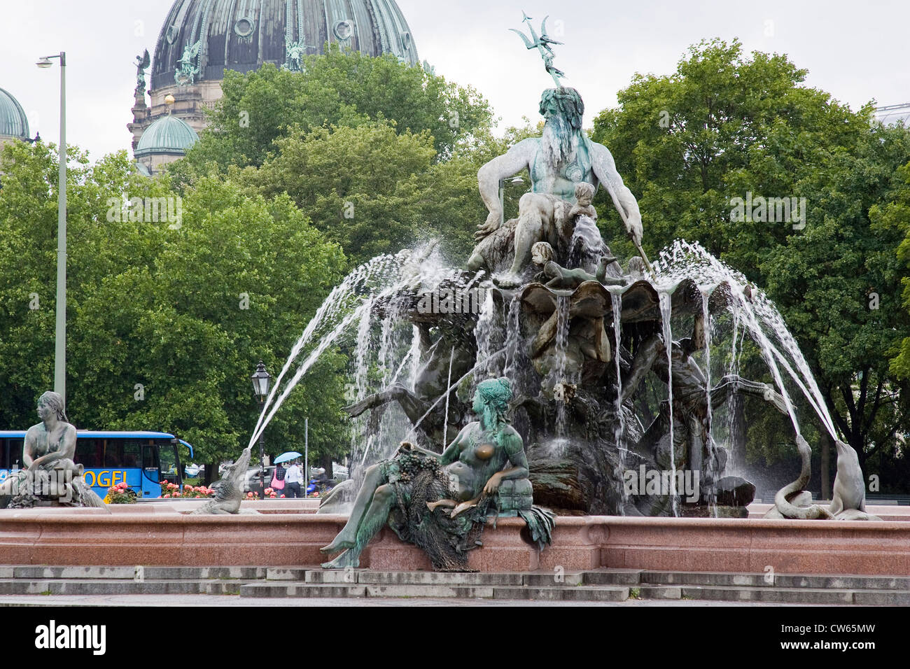 L'Europa, Germania, Brandeburgo, Berlino, Alexanderplatz, la fontana di