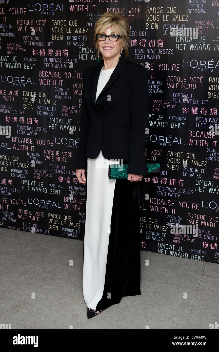 Jane Fonda arriva per L'Oreal party presso il sessantacinquesimo international film festival di Cannes. Foto Stock