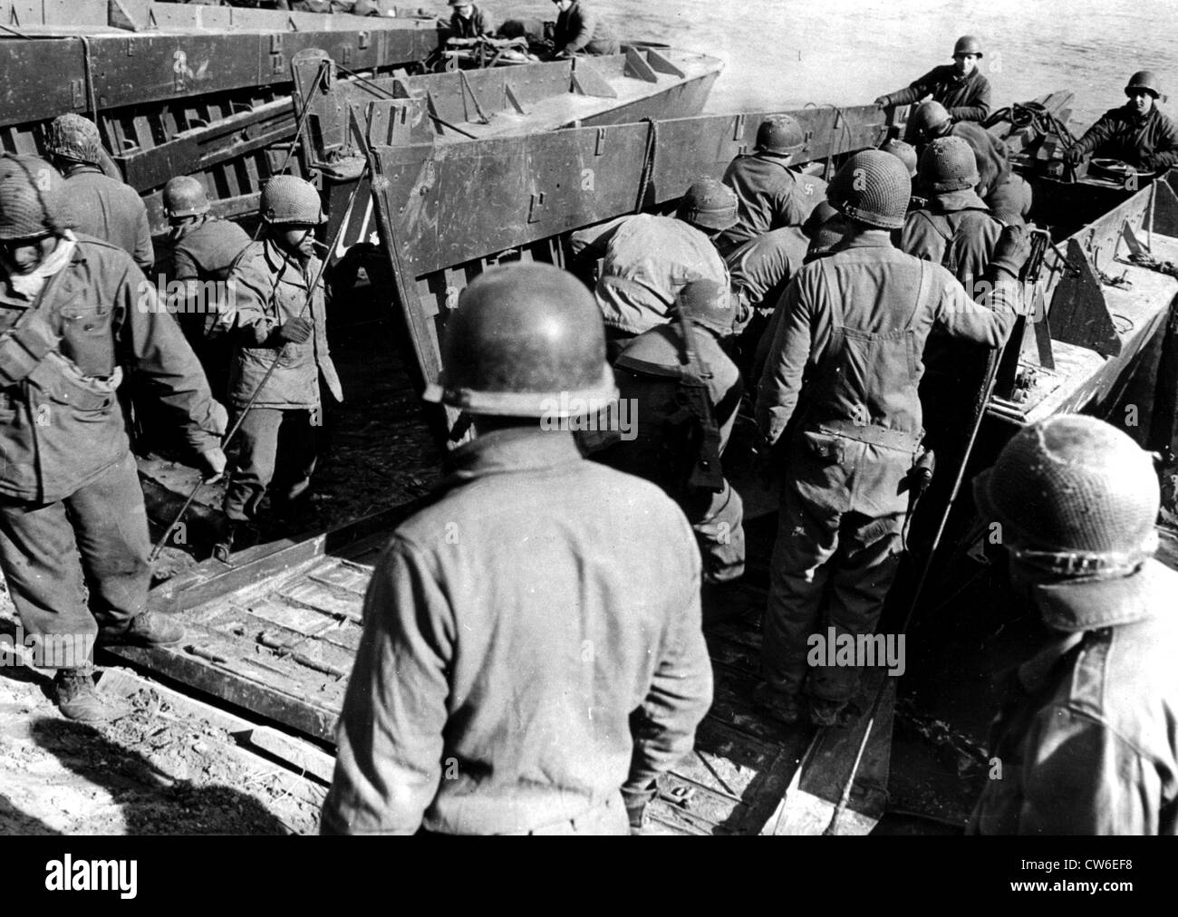 Terzo U.S. L esercito croce Reno in imbarcazioni d'assalto, Marzo 22, 1945 Foto Stock