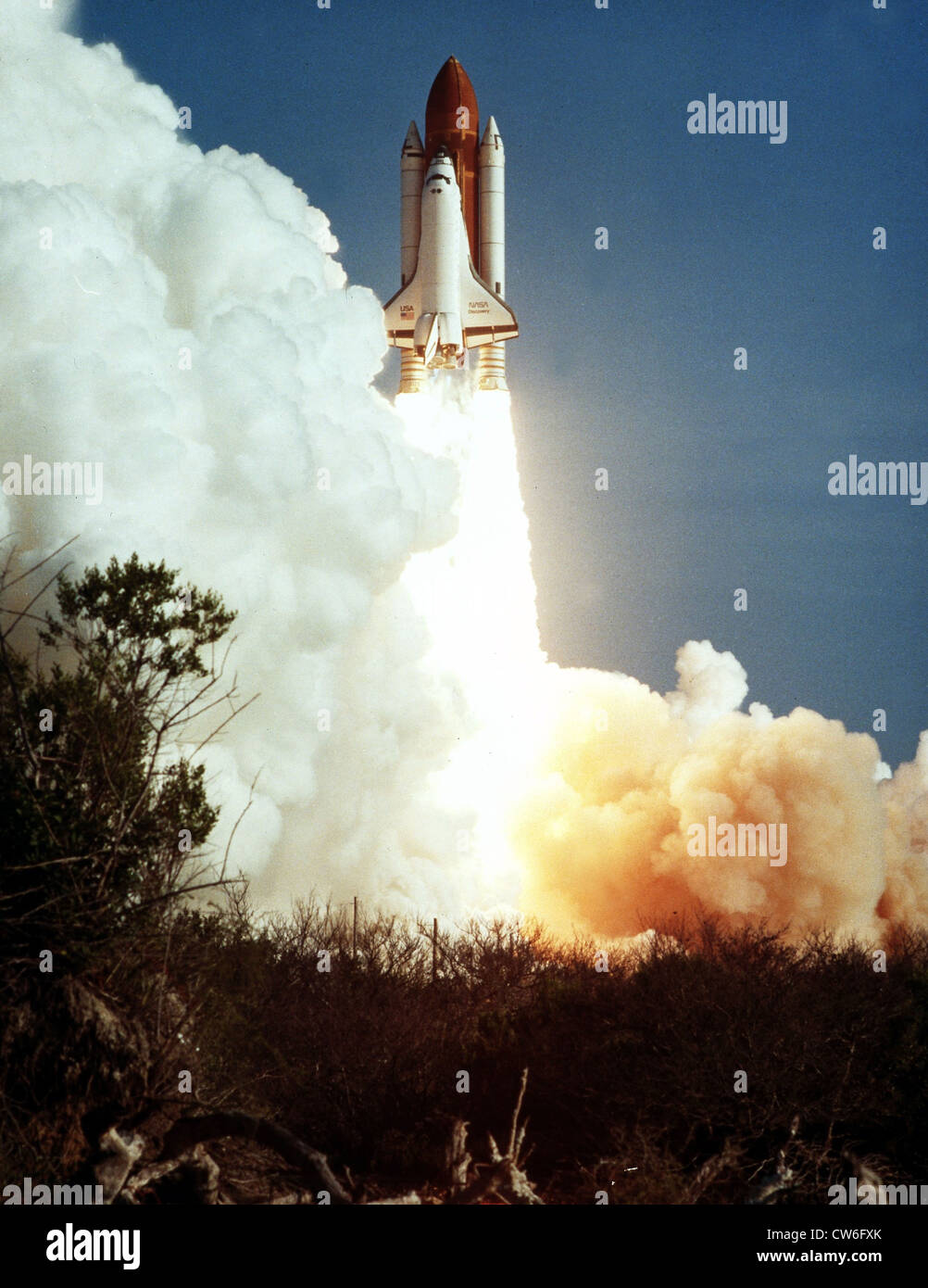 Lo Space Shuttle Orbiter Discovery sollevato dal 30 agosto 1984. Foto Stock