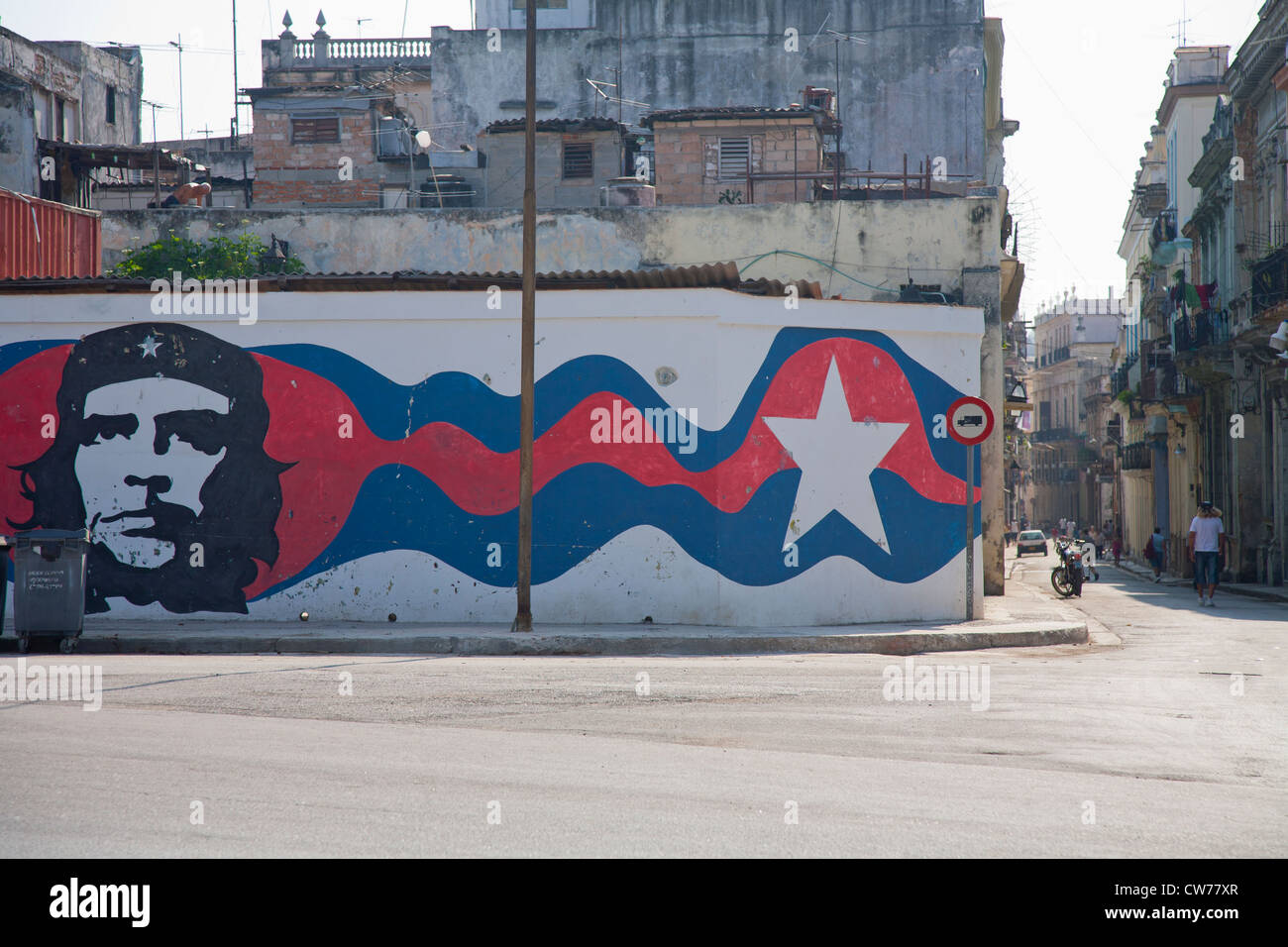 Murale della Rivoluzione Cubana eroe e martire Che Guevara Havana cuba Foto Stock