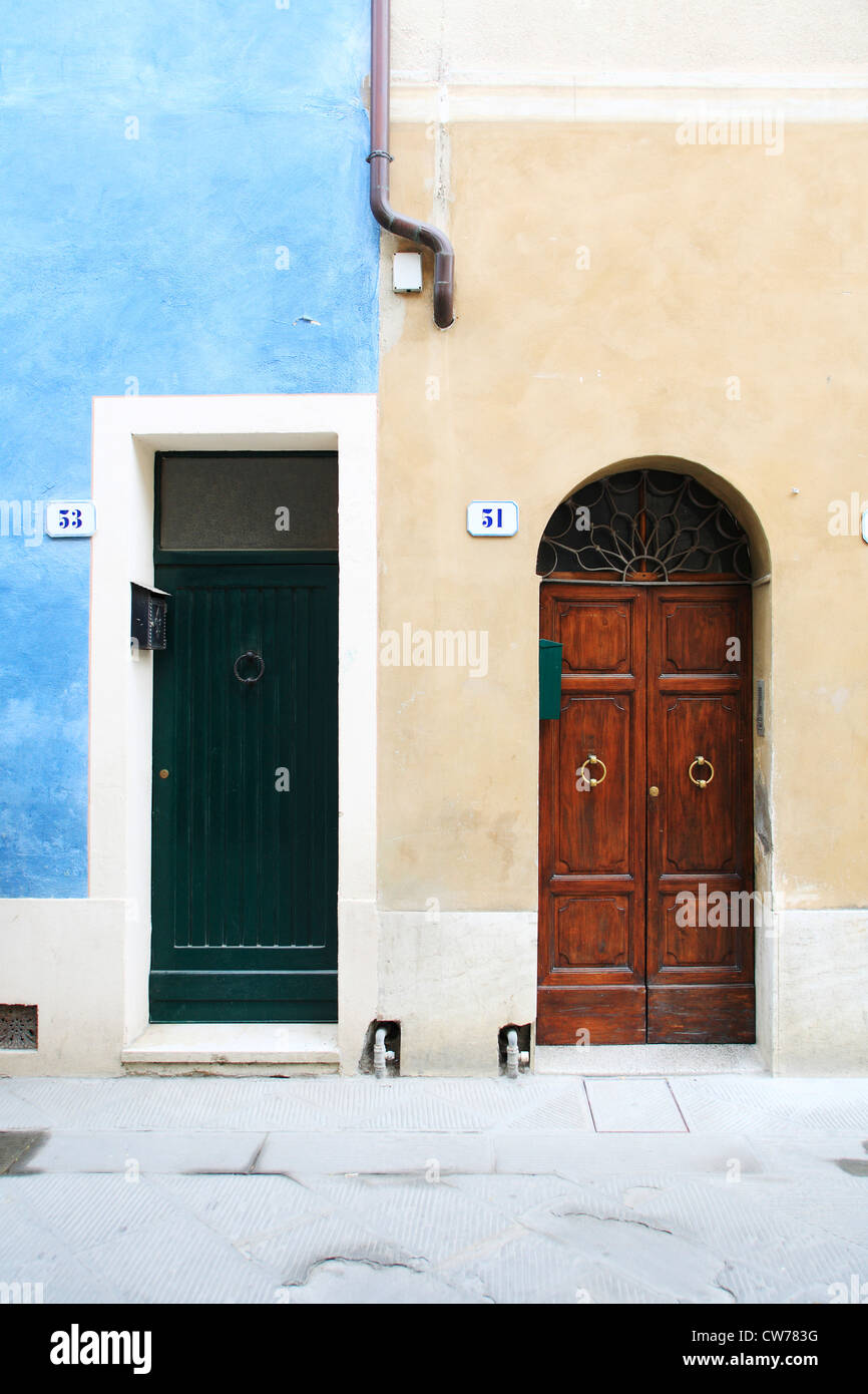 Porte del vecchio italien casa di pietra, Italia, Toscana, Val d' Orcia Foto Stock