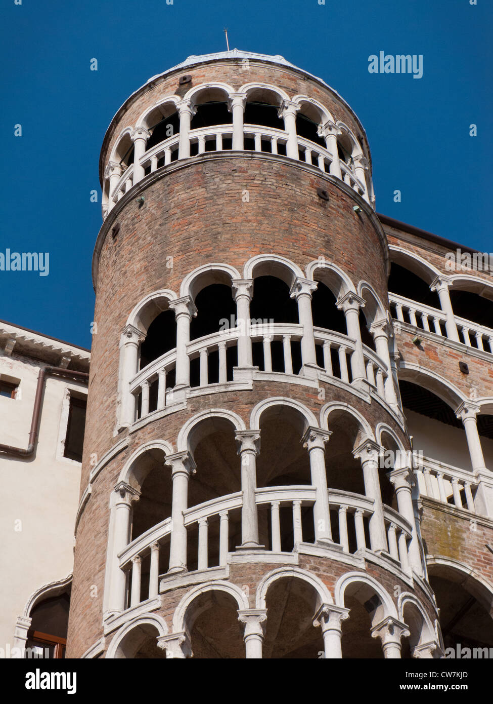 Scala Contarini del Bovolo è uno stile rinascimentale scalinata sapere dai veneziani come Bovolo o scala di lumaca, Venezia, Italia Foto Stock