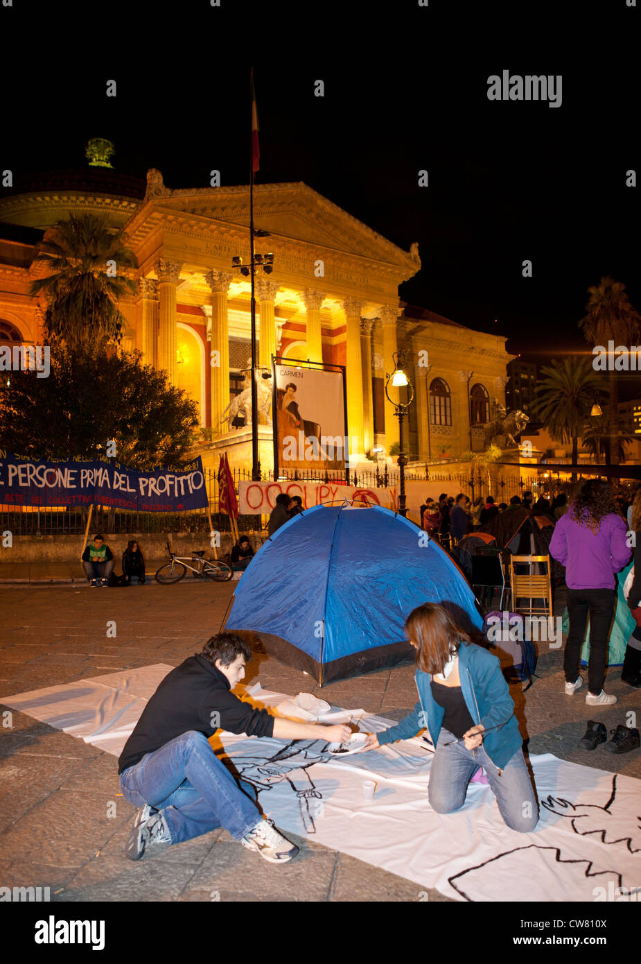 Wall Street di protesta, Teatro Massimo, Palermo Foto Stock