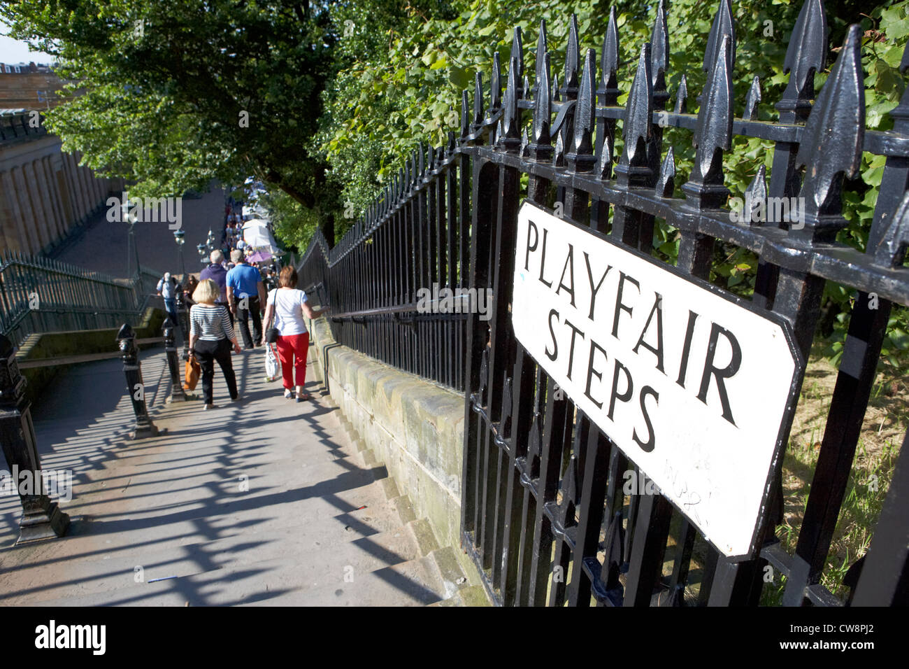 Playfair passi verso il basso nei giardini di Princes street edinburgh Scotland Regno Unito Regno Unito Foto Stock