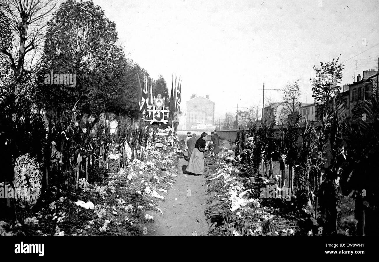 Parigi, Ivry cimitero - Giorno di Tutti i Santi Foto Stock