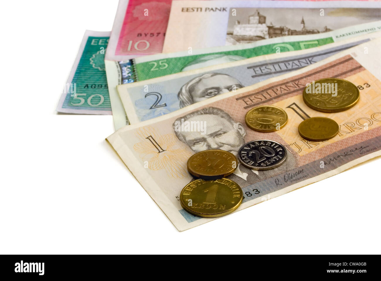 Il denaro della Repubblica estone su bianco Foto Stock