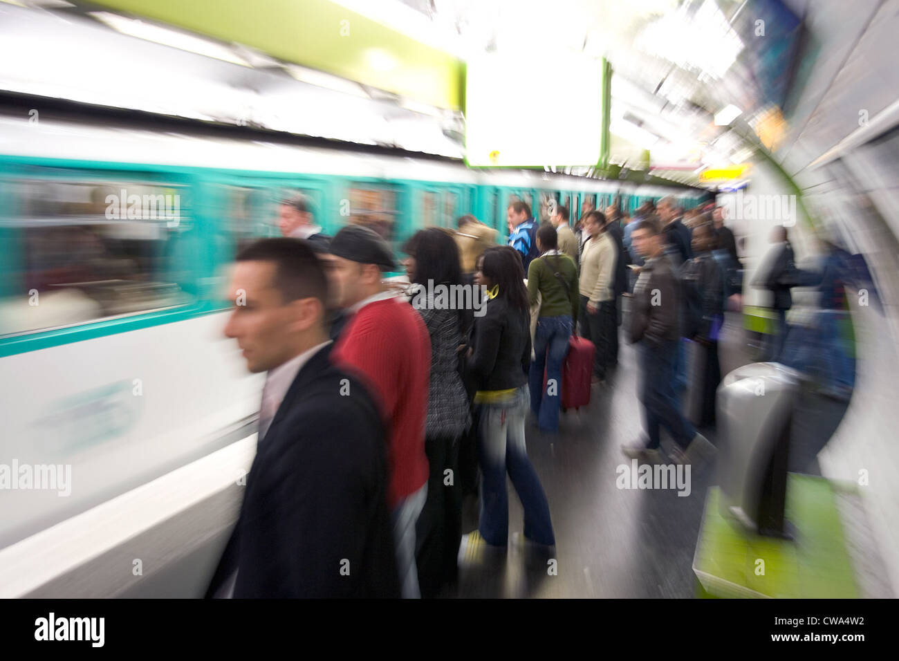 Parigi, viaggiando con la metro Foto Stock