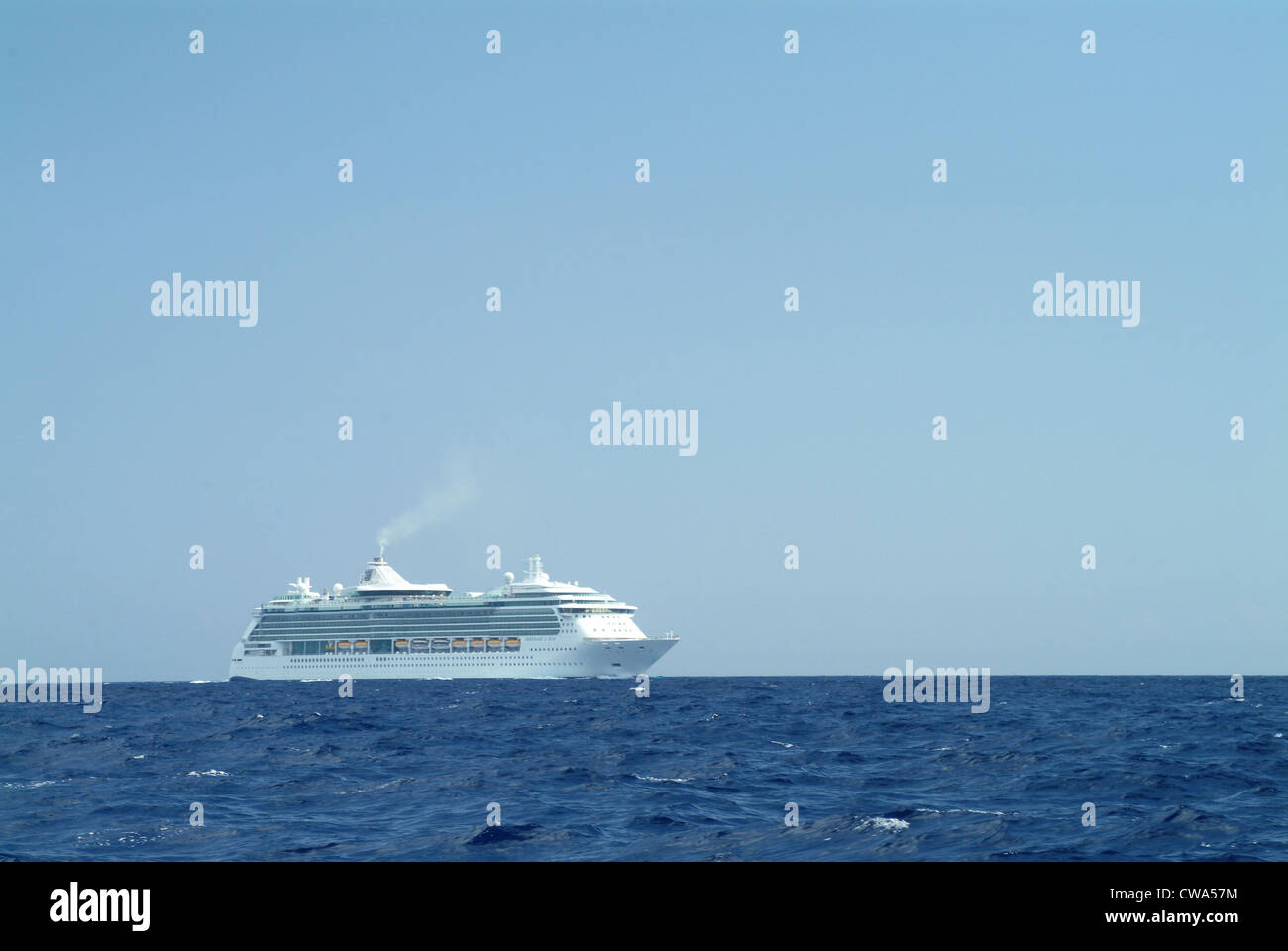 Bahamas, la nave da crociera serenata dei mari Foto Stock