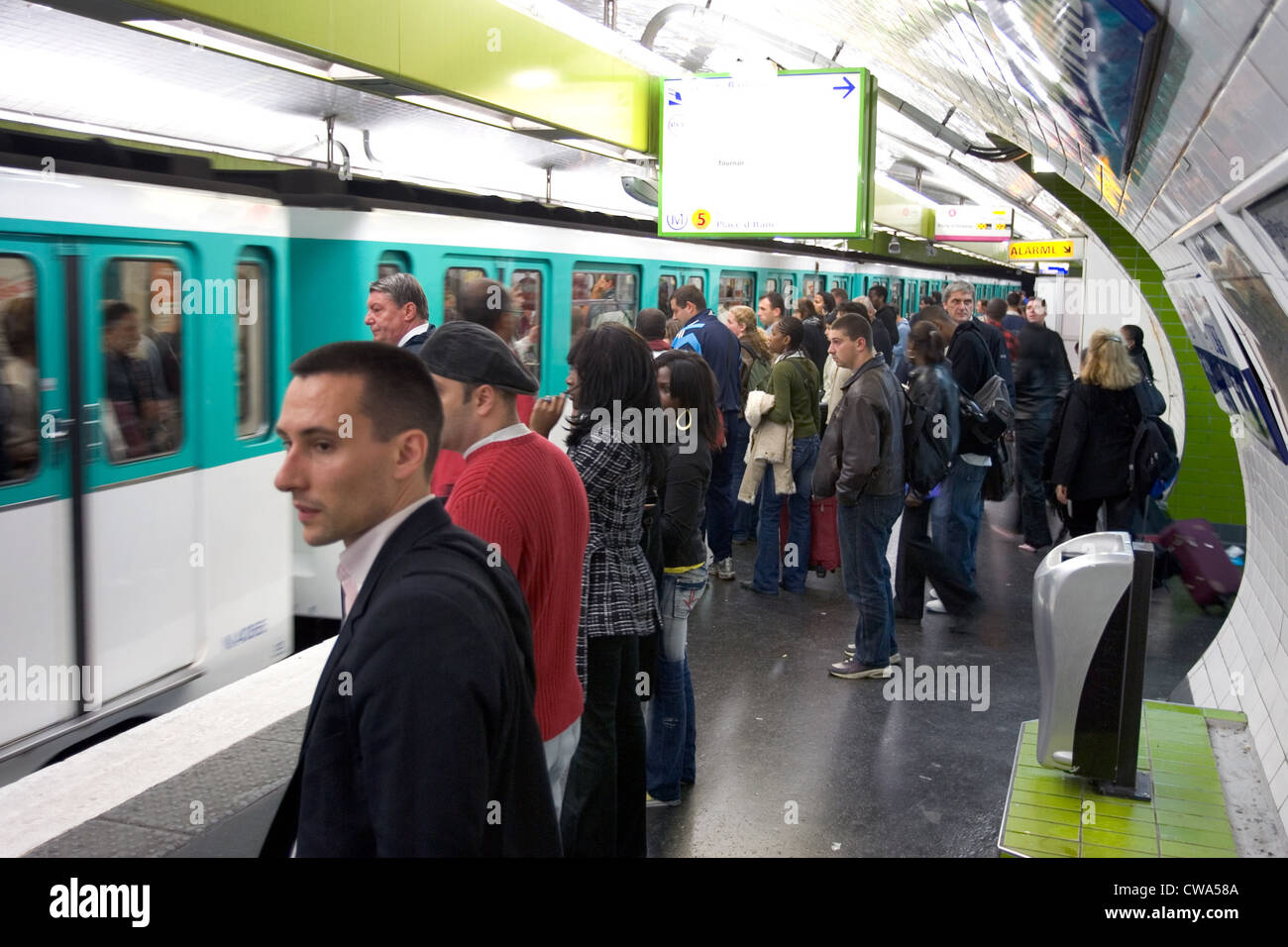 Parigi, viaggiando con la metro Foto Stock