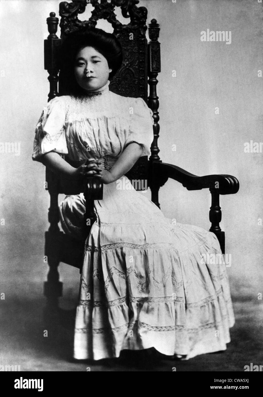Soong Mei-ling, moglie del generale Chiang Kei-shek, circa 1915. La cortesia: Archivi CSU/Everett Collection Foto Stock