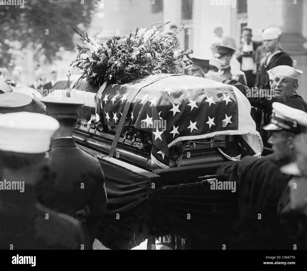 Il presidente Warren Harding's (1865-1923) bandiera drappeggiati bara al suo funerale nel 1923. Foto Stock