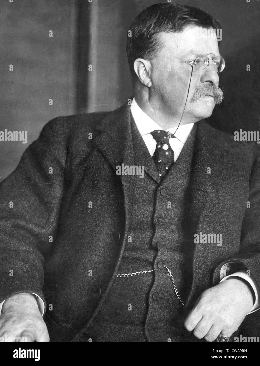 Theodore Roosevelt nel suo ufficio privato presso la redazione di Outlook su 2-23-12. La cortesia: CSU Archivi / Everett Foto Stock