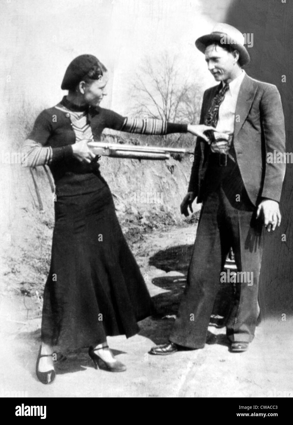 Bonnie Parker e Clyde Barrow, 1933. La cortesia: CSU Archivi / Everett Collection Foto Stock