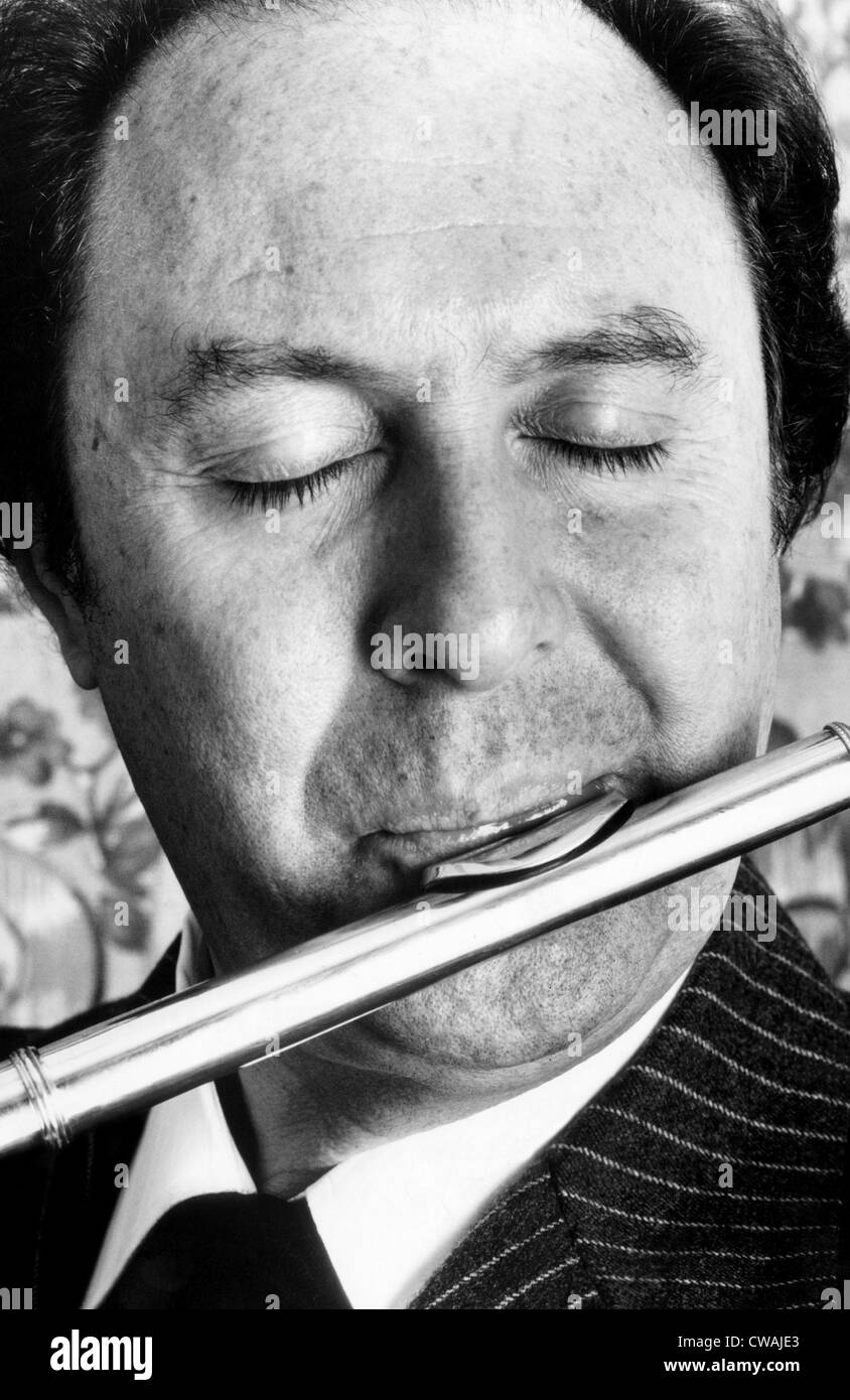 Jean-Pierre Rampal (1922-2000), francese flautista, circa 1970s. Archivi CSU/cortesia Everett Collecion Foto Stock